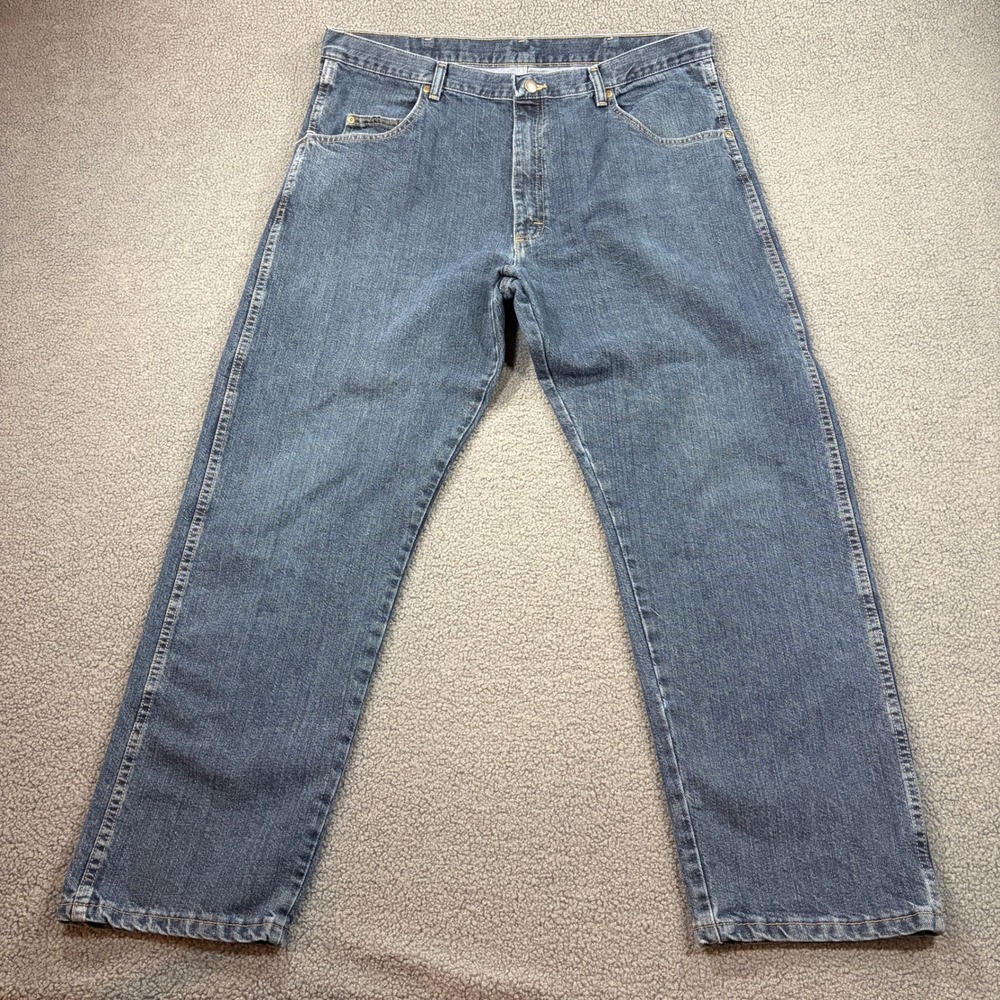 Wrangler Jeans Mens 40x30 Blue Rugged Wear Relaxed Fit Denim 35001DT Pants